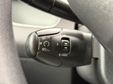Citroën C3 Picasso 1.4 VTi 95 Tendance PDC hinten AHK
