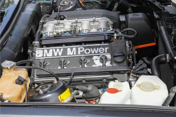 صورة 5 لـ 1986 BMW M3