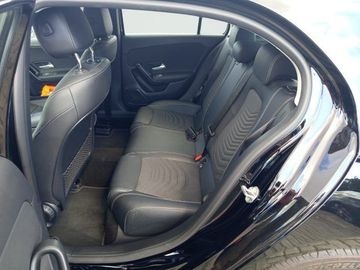 Mercedes A 180 - 9