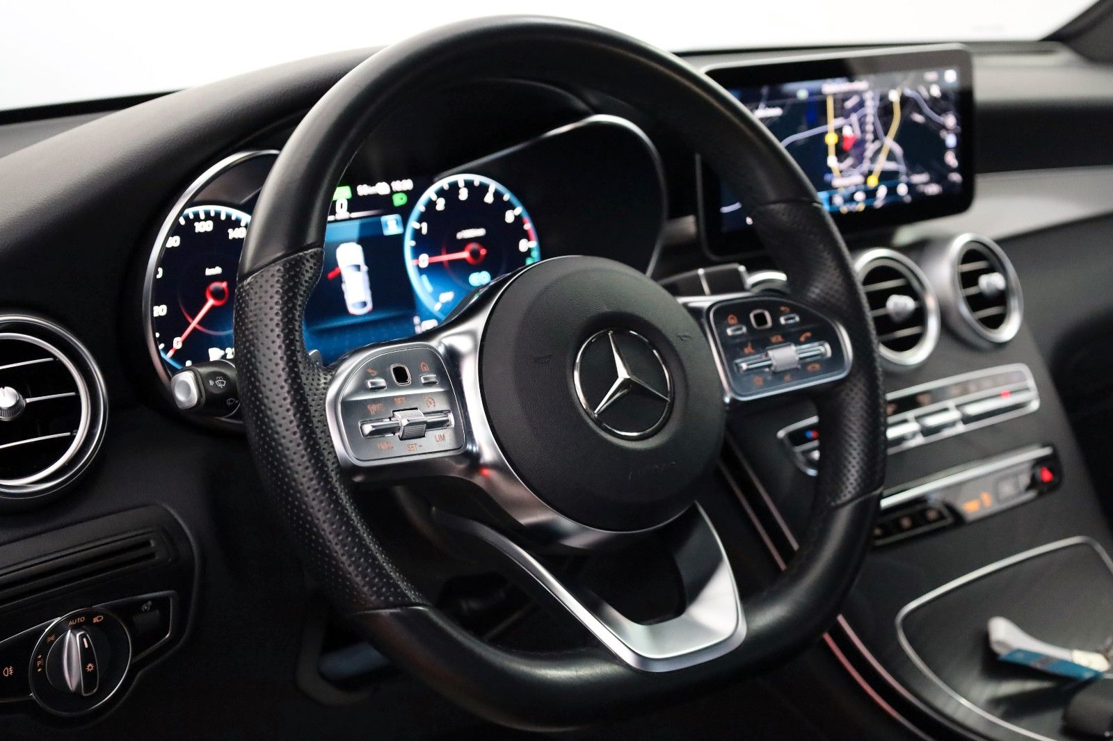 Fahrzeugabbildung Mercedes-Benz GLC 300de 4M Coupe AMG Line T.Leder,Navi,LED,Kam