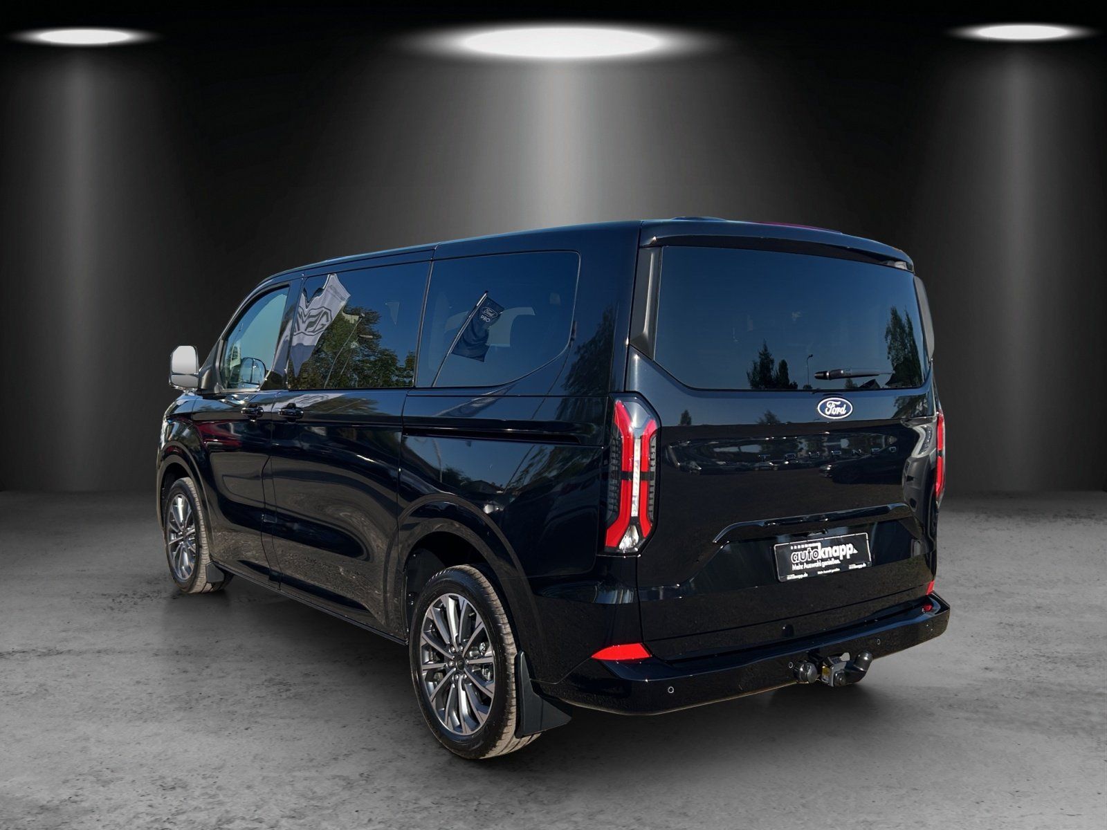 Fahrzeugabbildung Ford Tourneo Custom Titanium X Automatik,FGS,AHK