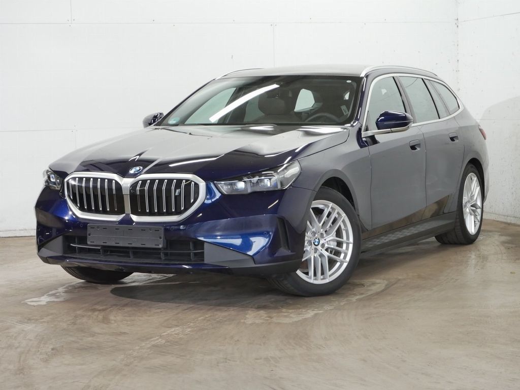 Image of BMW i5