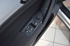 VW Tiguan 1.5 TSI~Navi~LED~Kamera~Keyless Go~Apple VW Tiguan 1.5 TSI~Navi~LED~Kamera~Keyless Go~Apple