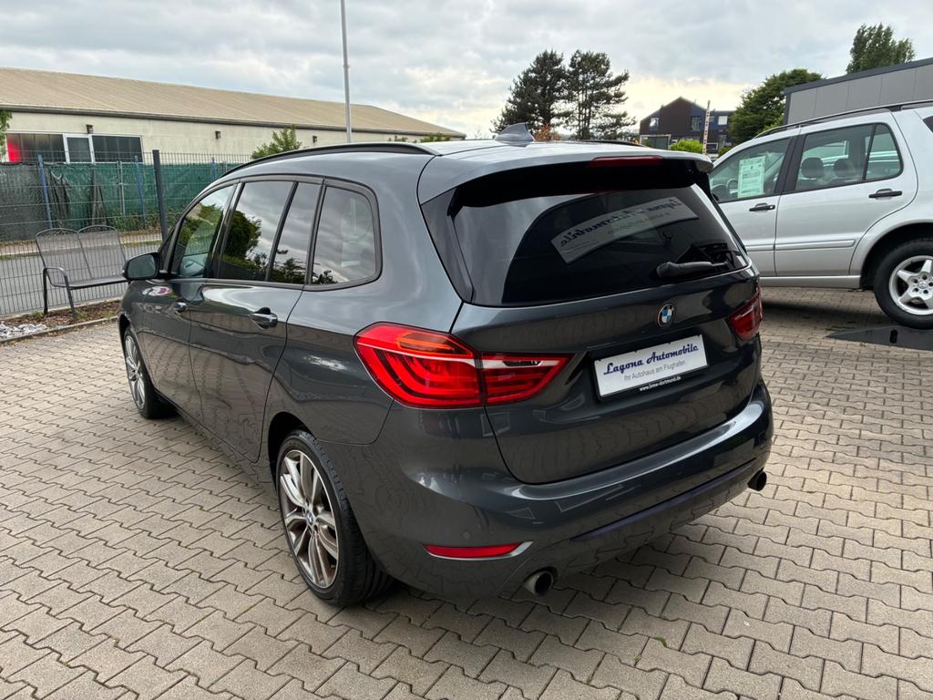 BMW 220