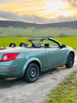 Renault Megane Cabrio 1.9 dci Karmann 8 Fach berei... - Renault Megane mit Diesel-Antrieb: Cabrio, 1.9