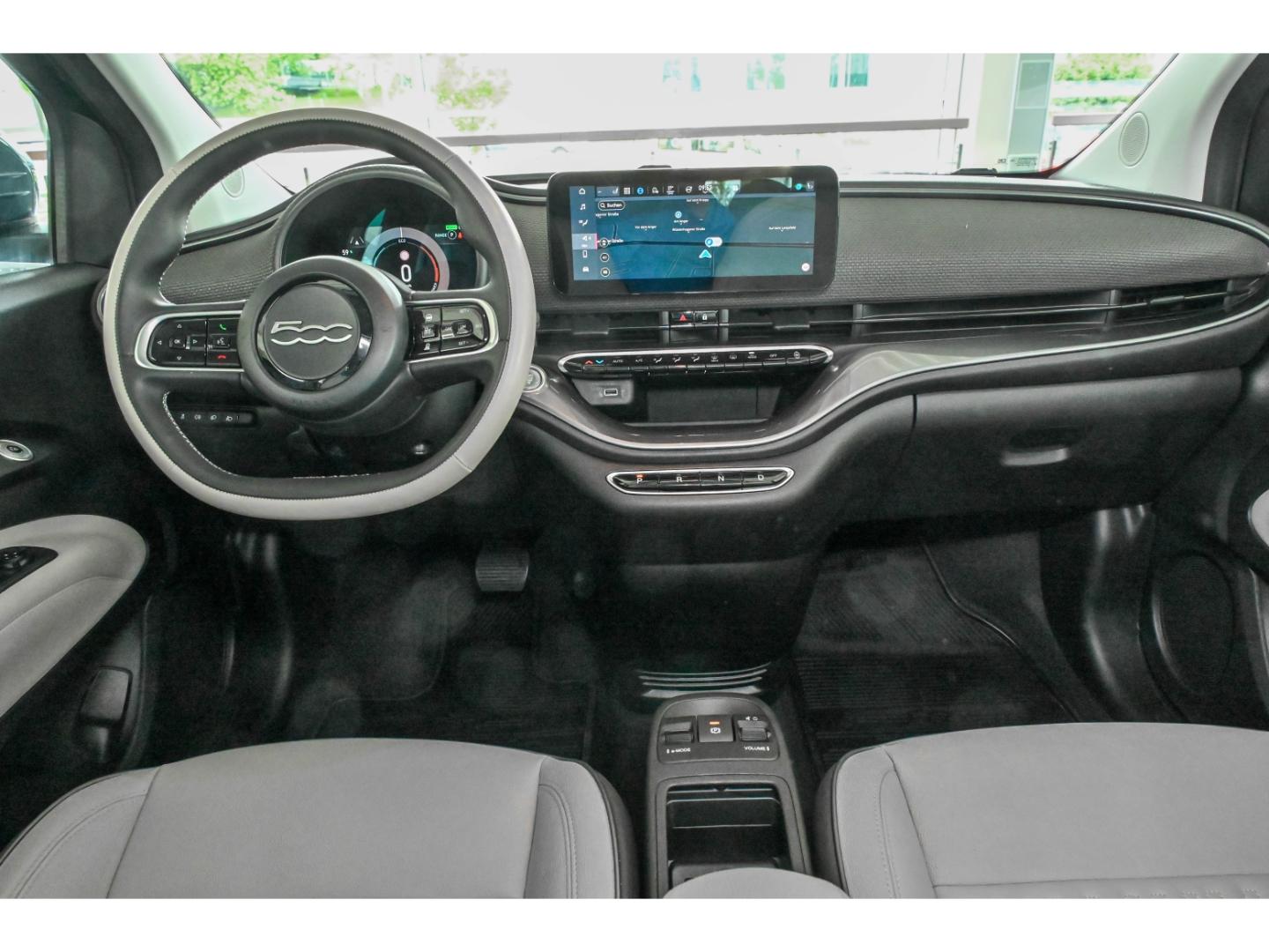 Fiat 500e la Prima+PANO+APP+NAVI+ACC+BLIND SPOT+S Hzg
