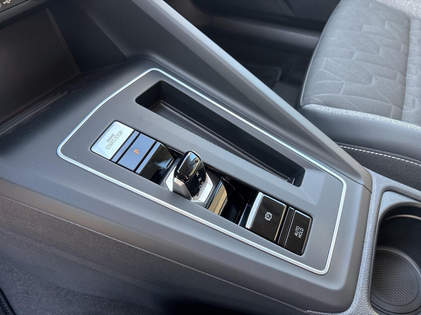 Volkswagen Golf GOAL 1,5 eTSI AHK-el. klappb. Digitales Coc, миниатюра 17