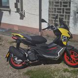 Aprilia SR GT 125 - APRILIA GOLD