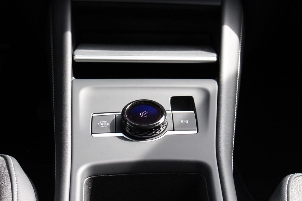 VW Tayron Life 2,0 I TDI/ AHK/ IQ DRIVE/ AWD / ACC VW Tayron Life 2,0 I TDI/ AHK/ IQ DRIVE/ AWD / ACC