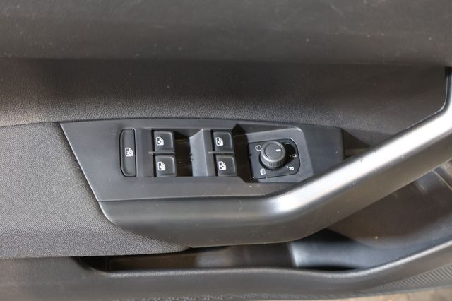 Volkswagen Taigo 1.0 TSI Life AID+LANE+LED+CARPLAY