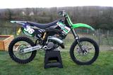 Kawasaki KX 125 - DIRT BIKE 125
