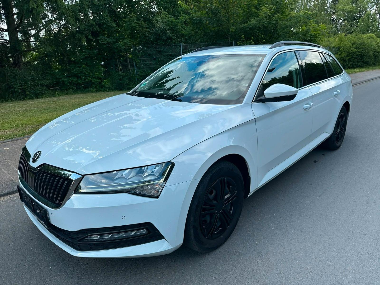 Skoda Superb 2,0 TDI DSG Virtual Navi