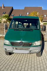 Mercedes-Benz Sprinter 4x4 - Mercedes-Benz Sprinter aus 2003: Van