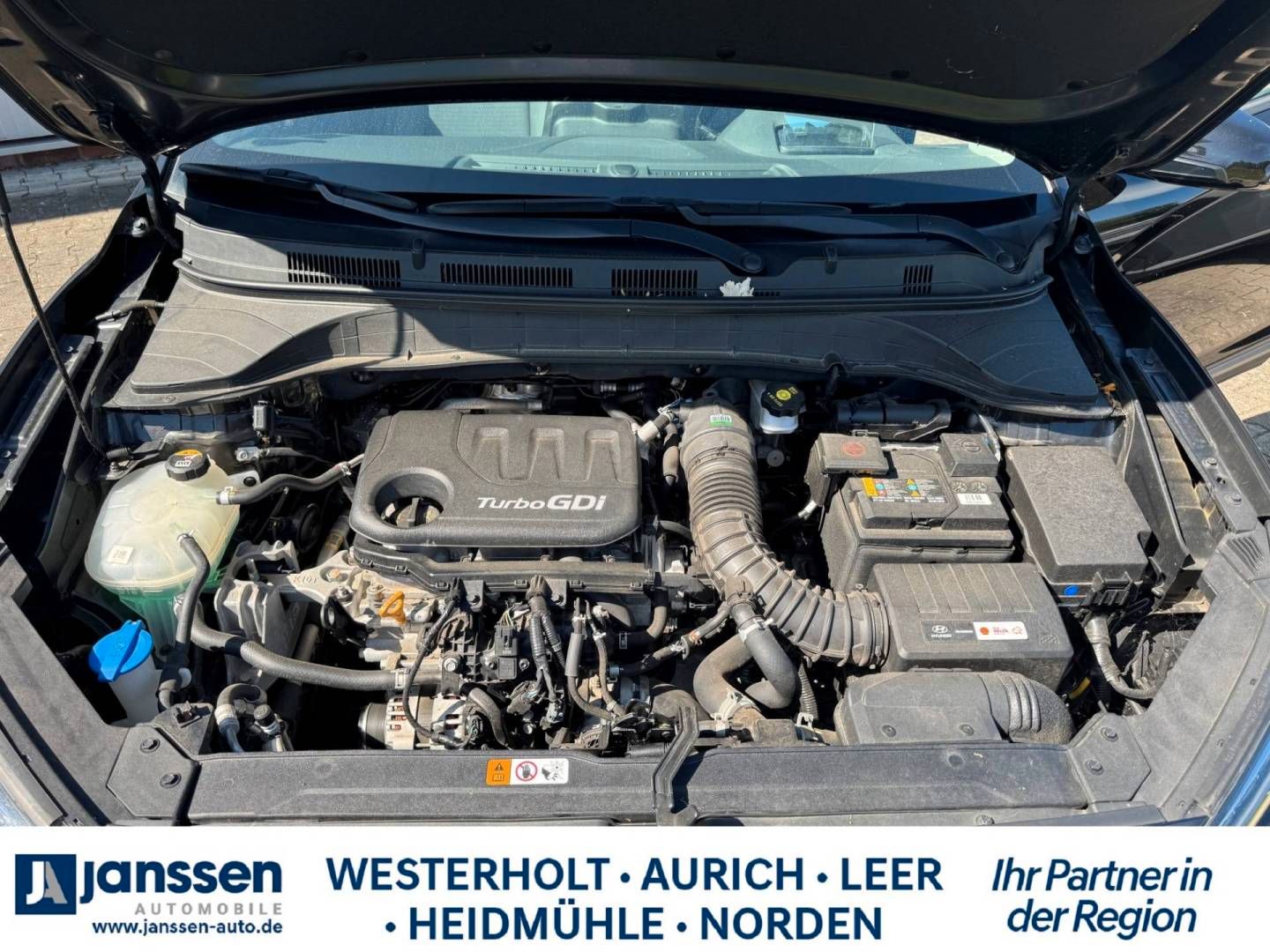 Fahrzeugabbildung Hyundai KONA PREMIUM Navigationspaket