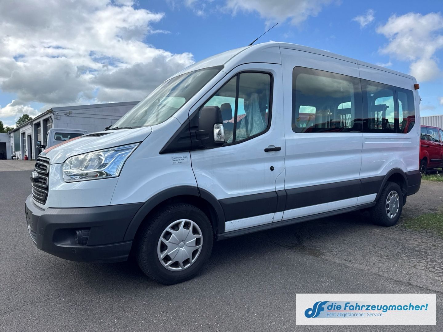 Fahrzeugabbildung Ford Transit Kombi 350 L3 Trend 2.0 TDCi *MOTORSCHADE