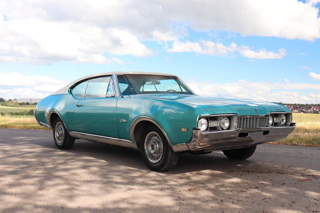 Oldsmobile Cutlass