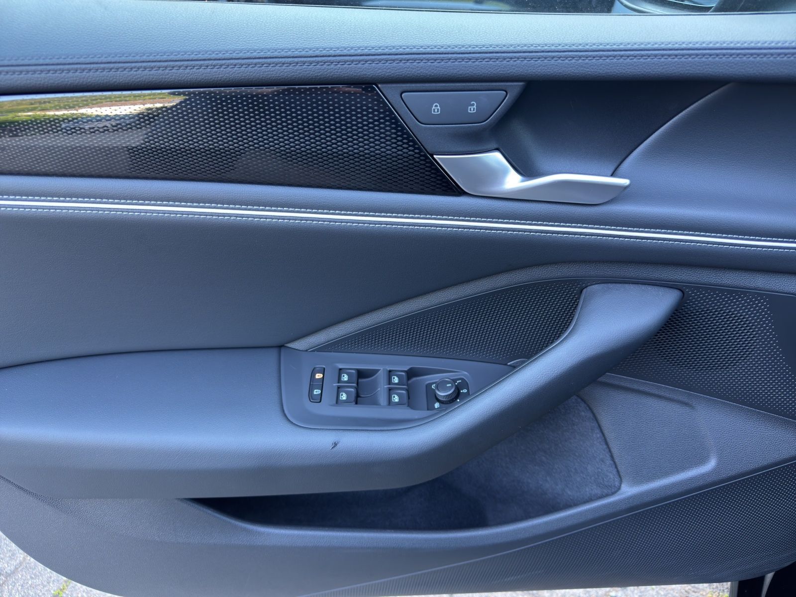Volkswagen Passat Variant - Bild 9