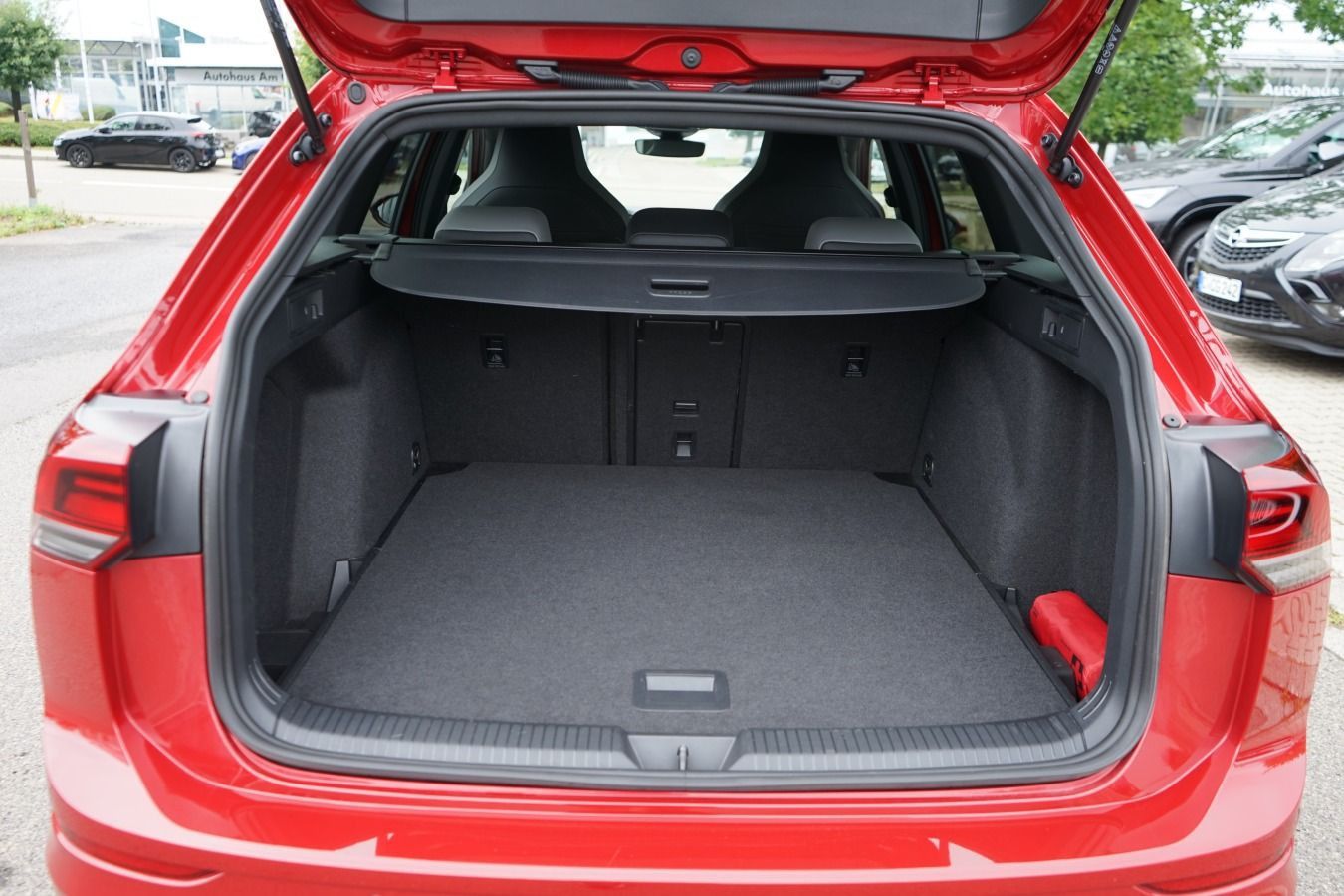 Volkswagen Golf Variant VIII 1.5 eTSI R-Line LED ACC foto 5