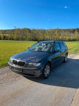 BMW E46 Touring 325XI - BMW 325 aus 2001: 325xi