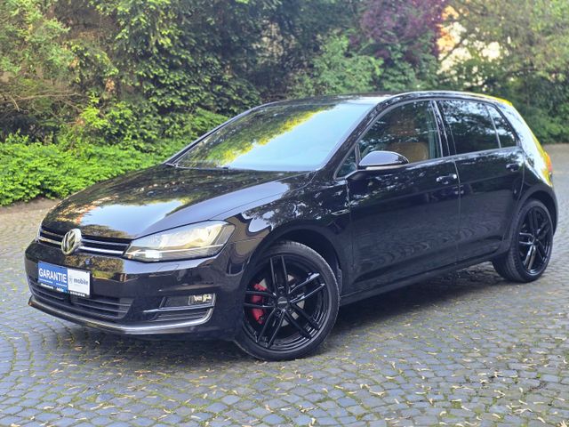 VW Golf VII Lim. Edition*BI-XEN|NAVI|ZAHNRIEMEN NEU