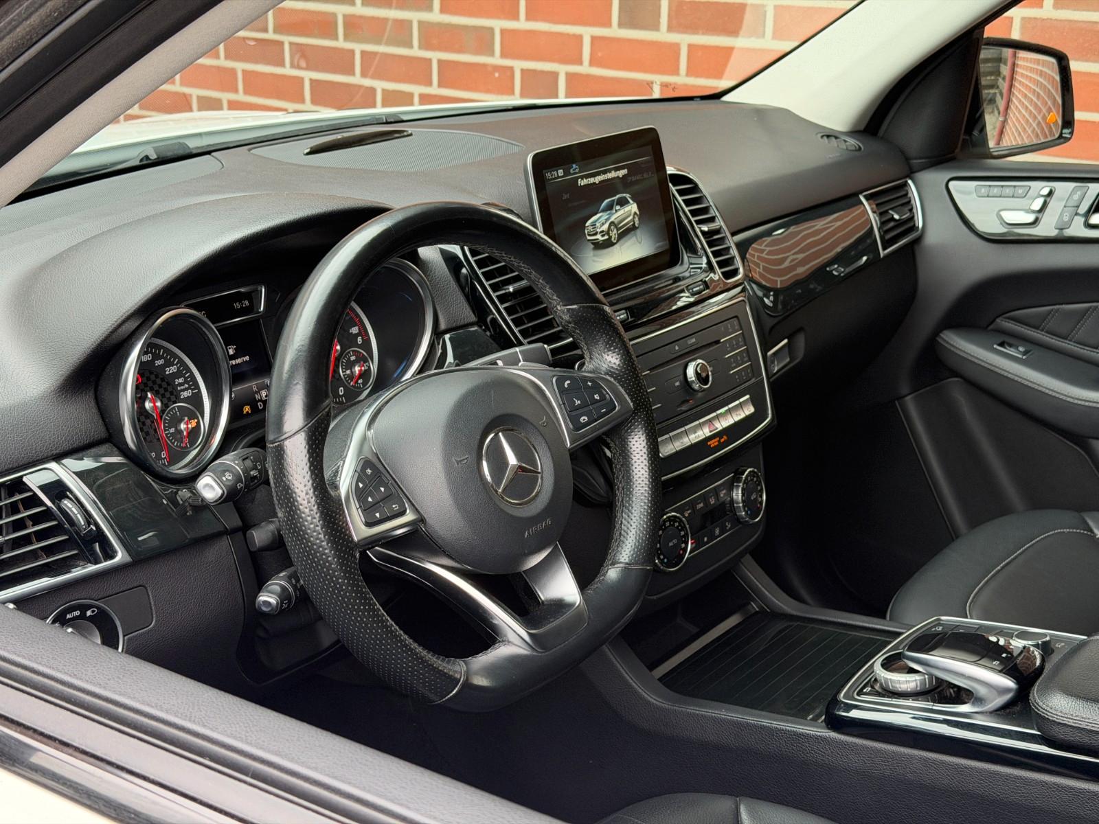 Mercedes-Benz GLE 350 d 4Matic Schiebedach*Nappa*360°*Leder