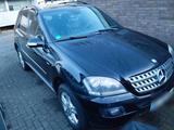 Mercedes-Benz MB Mercedes Benz ML V6 CDI 320  EDITION 10 - scheckheftgepflegte Mercedes 320