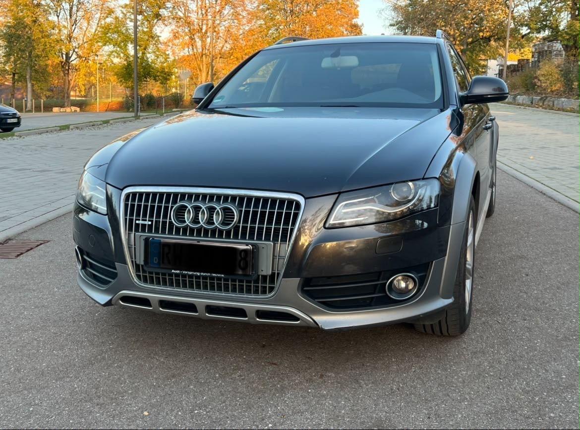 Audi  2011 — photo 6
