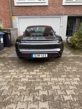 Porsche Taycan  - Porsche Taycan in Düsseldorf