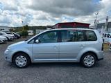 Volkswagen Touran Trendline *AUTOMATIK*NAVI*XENON*AHK*KLIMA - gebrauchte VW Touran aus dem Jahr 2008