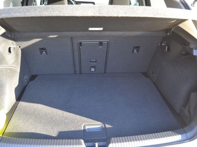 Golf VIII 1.5 TSI Life LED/NAVI+VZE/16-ZOLL/PDC/