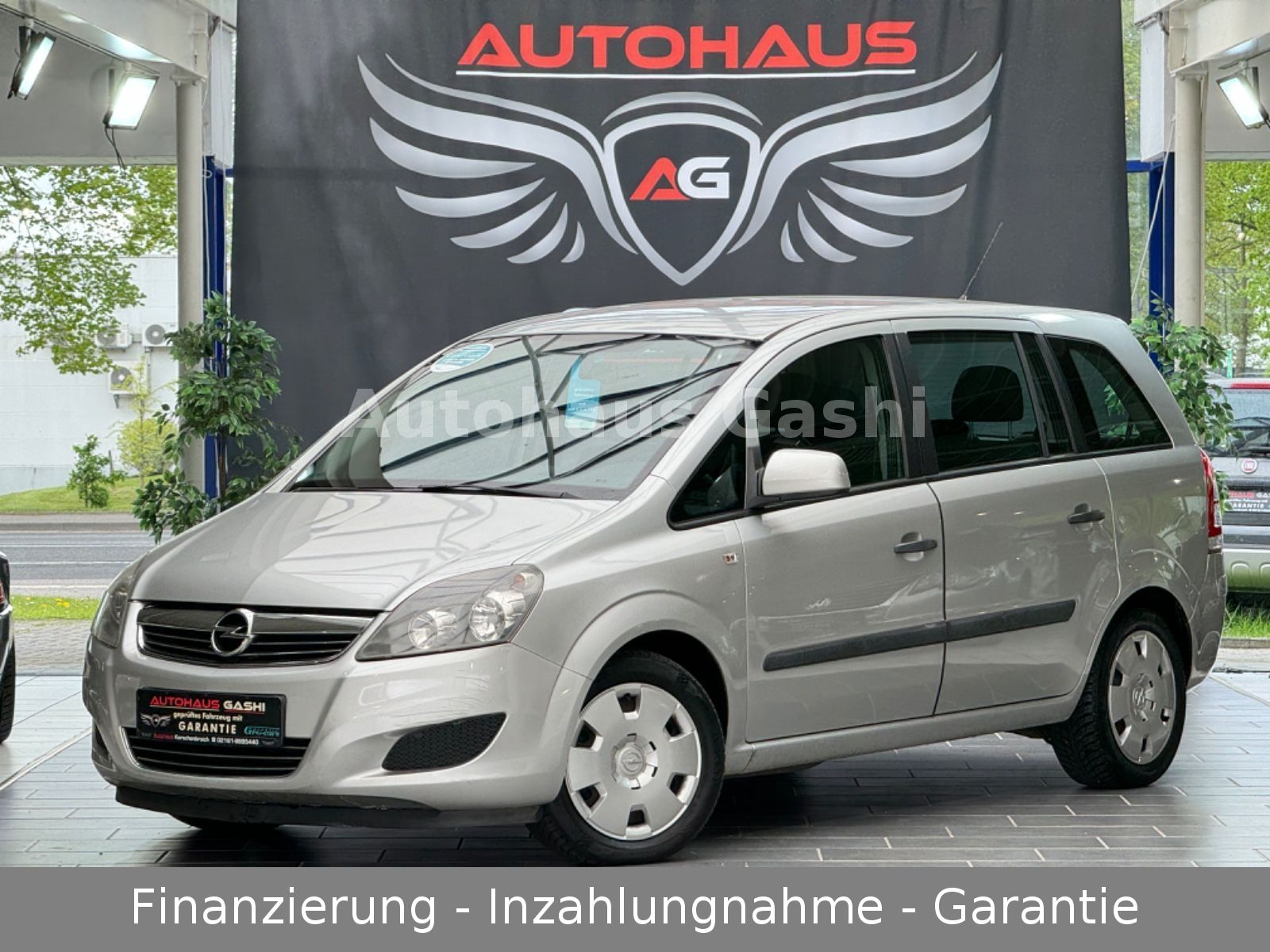 Fahrzeugabbildung Opel Zafira 1.8 Selection*2.Hand*7.Sitzer*Navi*AHK*