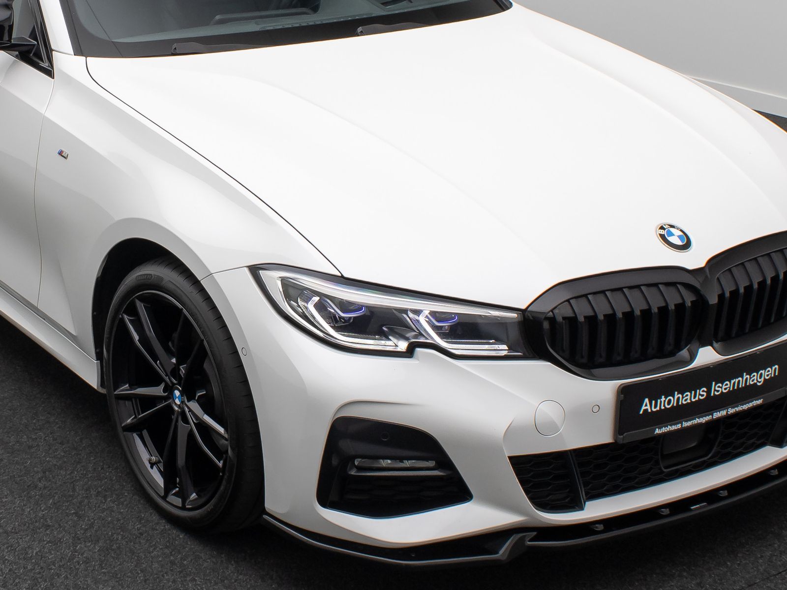 Fahrzeugabbildung BMW 320d xD M Sport ACC Kamera HUD AHK Laser DAB 19"