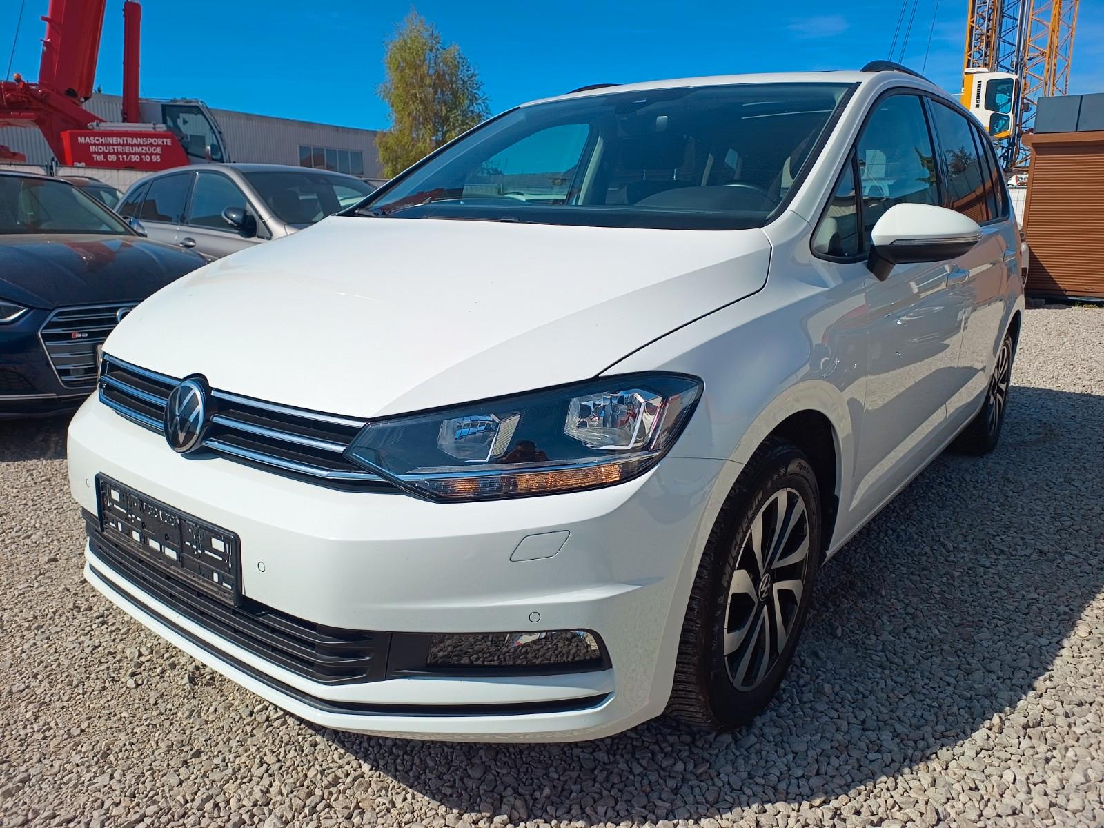 Volkswagen Touran Comfortline, Navi, RFK, 7 Sitzer, Panoram
