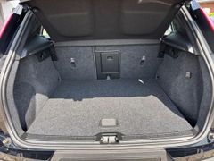 Fahrzeugabbildung Volvo XC40 T3 Geartronic Momentum Pro H/K 360° 1.HAND