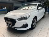 Hyundai i30cw 1.6 CRDi Trend*Klima*DAB*SHZ - Hyundai i30: Cw Crdi