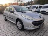 Peugeot 206 + Street Racing Klima 1hand Tüv Neu - Peugeot 206 mit Benzin-Antrieb: Kleinwagen, mit Klimaanlage
