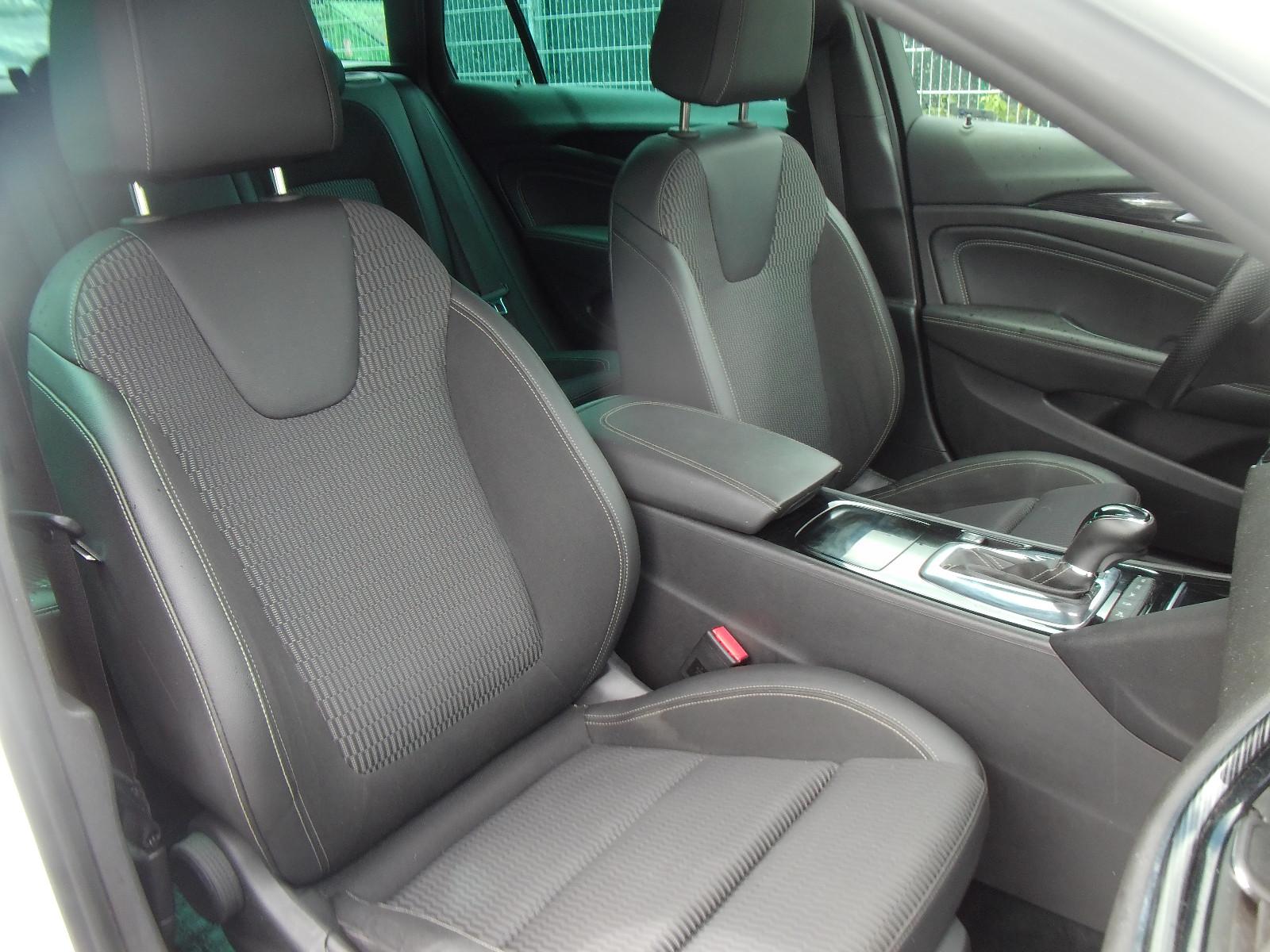 Opel Insignia B Sports Tourer*4x4*1.Hd*Head*Navi*Lede
