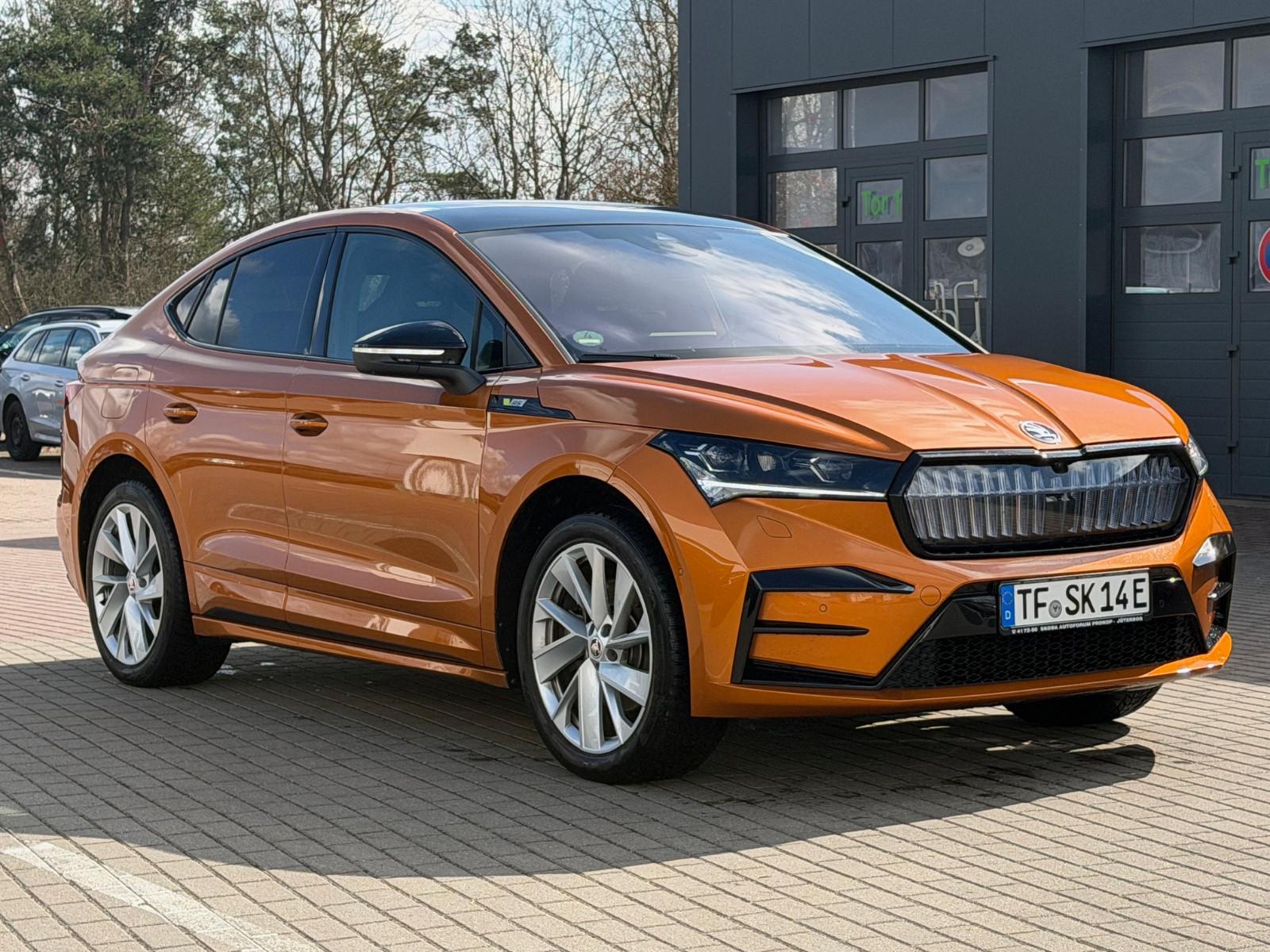 Skoda Enyaq RS*ACC*SZHZNG*NAVI*360°*CARPLAY*AMBIENTE*