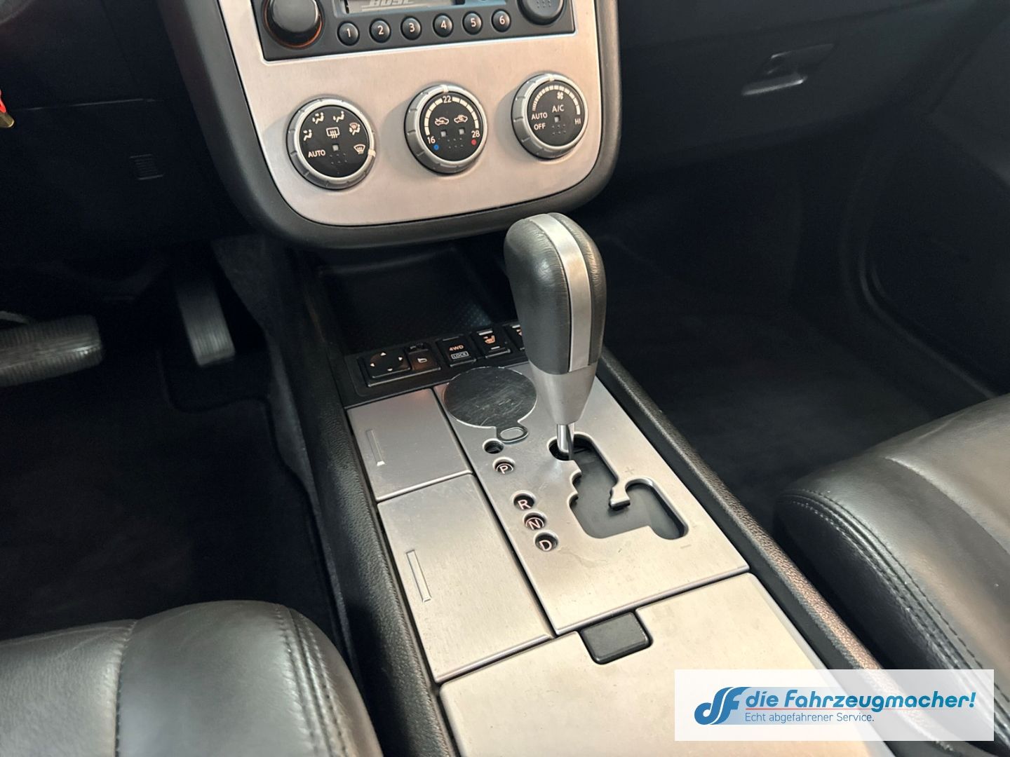 Fahrzeugabbildung Nissan Murano 3.5 Navi Leder Memory Sitze Bose *EXPORT