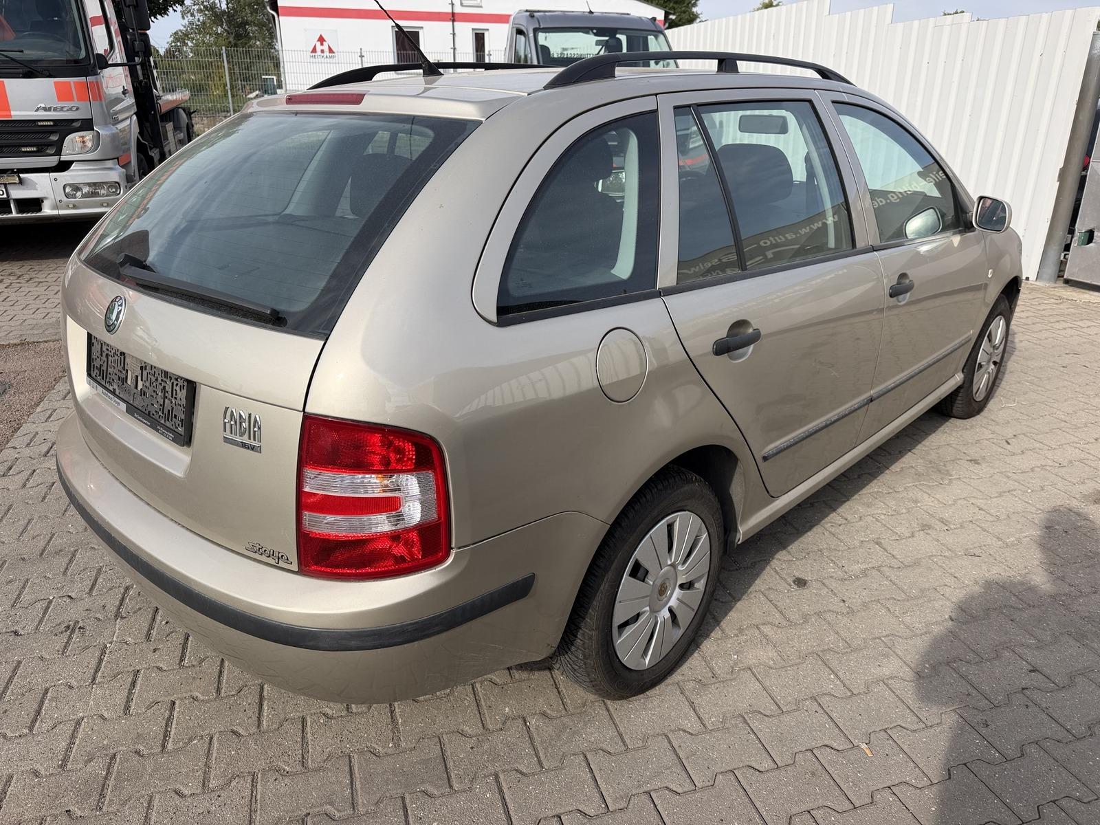 Skoda Fabia 2006 — photo 5