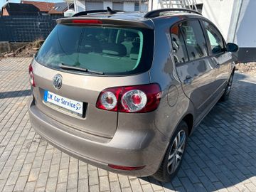 Volkswagen Golf - 5