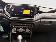 VW T-Roc 4Motion Navi Allrad Alu PDC ACC Sportpaket