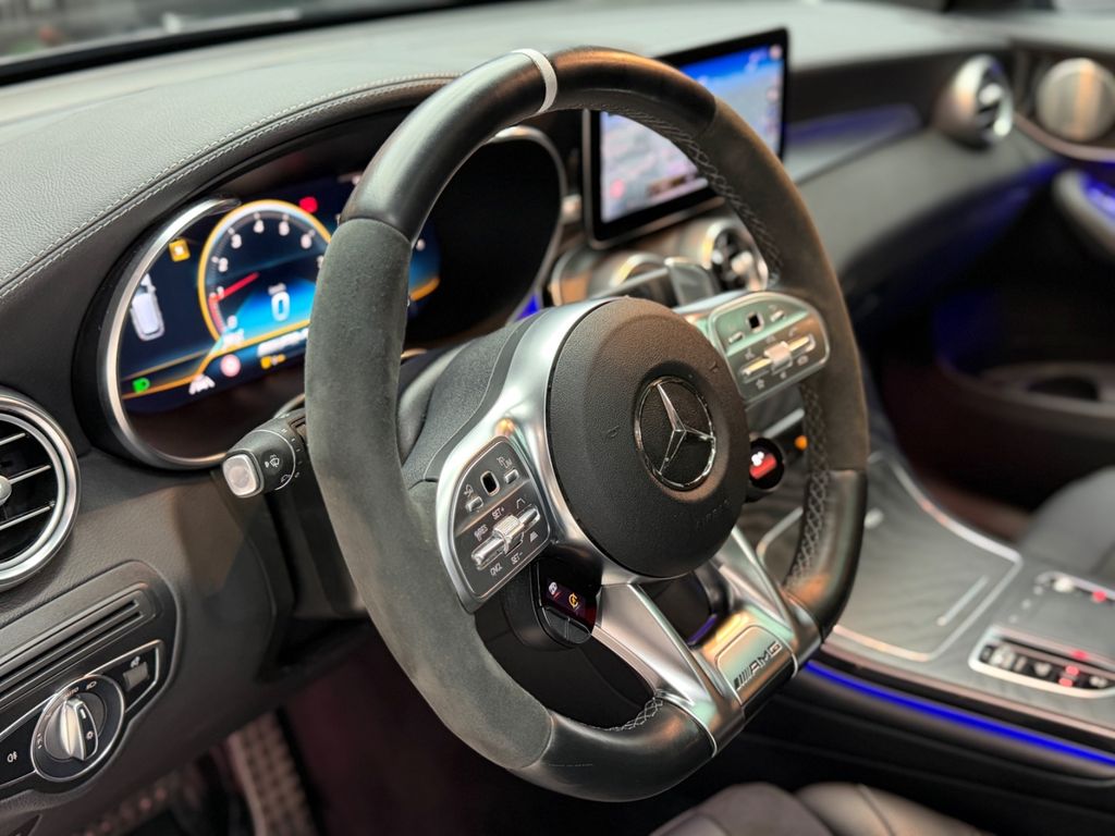MERCEDES-BENZ GLC 63 S AMG 4Matic*CAM*PANO*NIGHT*AHK*ACC*BURM MERCEDES-BENZ GLC 63 S AMG 4Matic*CAM*PANO*NIGHT*AHK*ACC*BURM