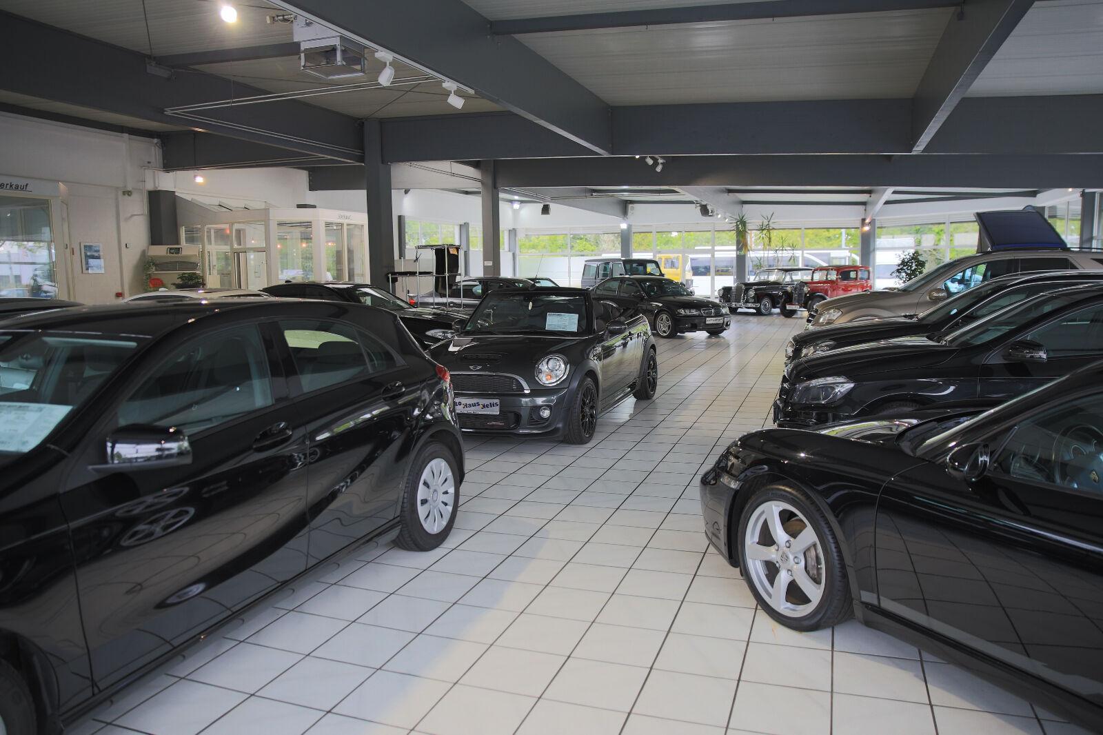 showroom-image-main