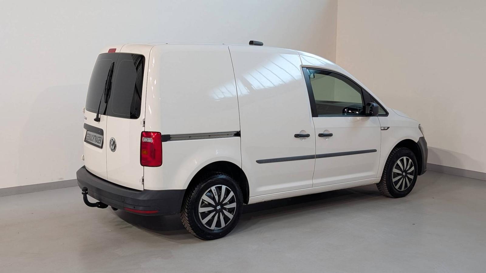 Volkswagen Caddy 2.0 TDI Kasten*Standhzg*Navi*