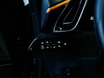 صورة مصغرة 25 لـ 2022 Ferrari ROMA