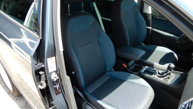 Fahrzeugabbildung Seat Ateca 1.5 TSI Style Navi, Telefon 1. Hand