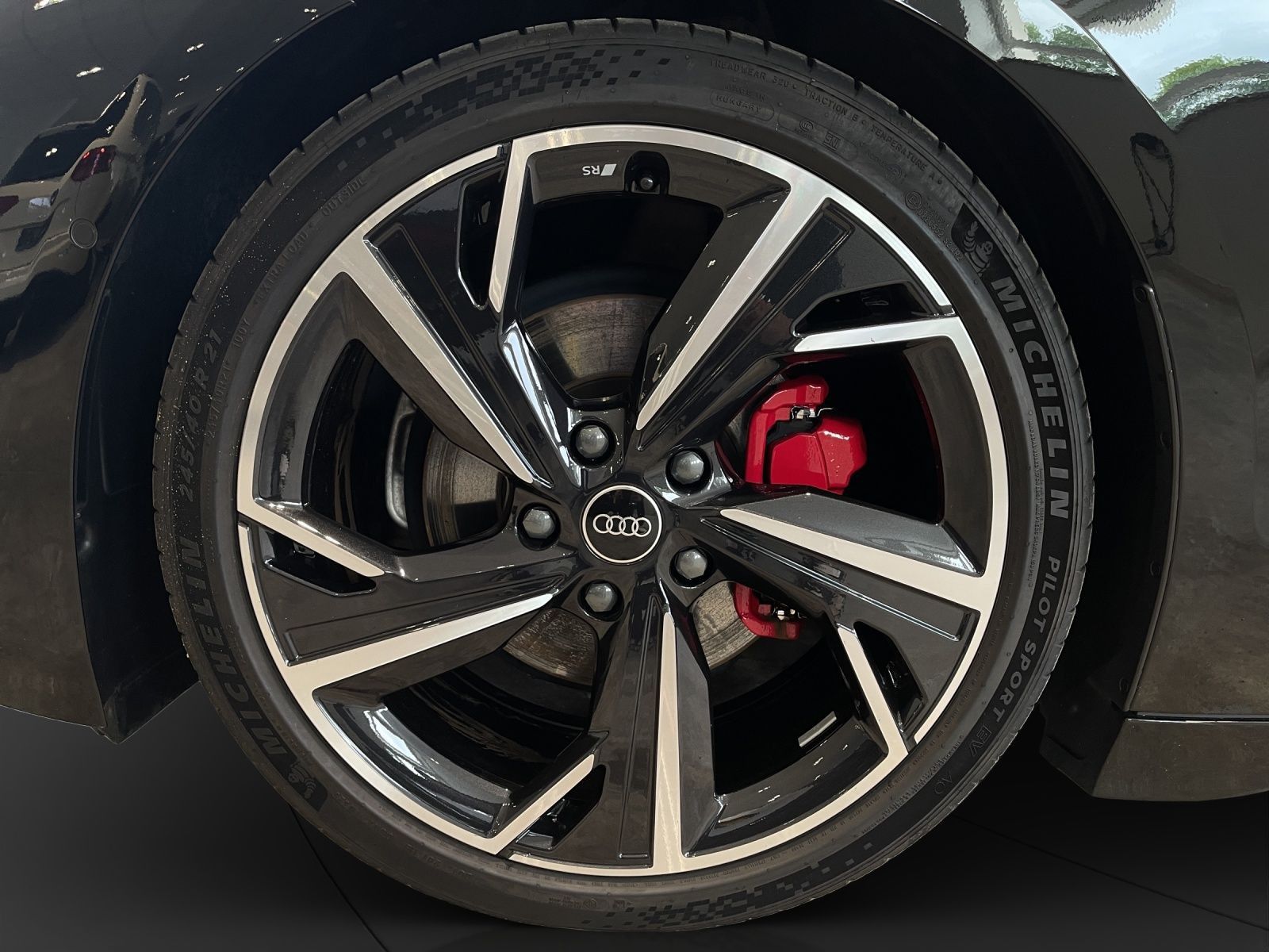 Audi A6 e-tron - Bild 12