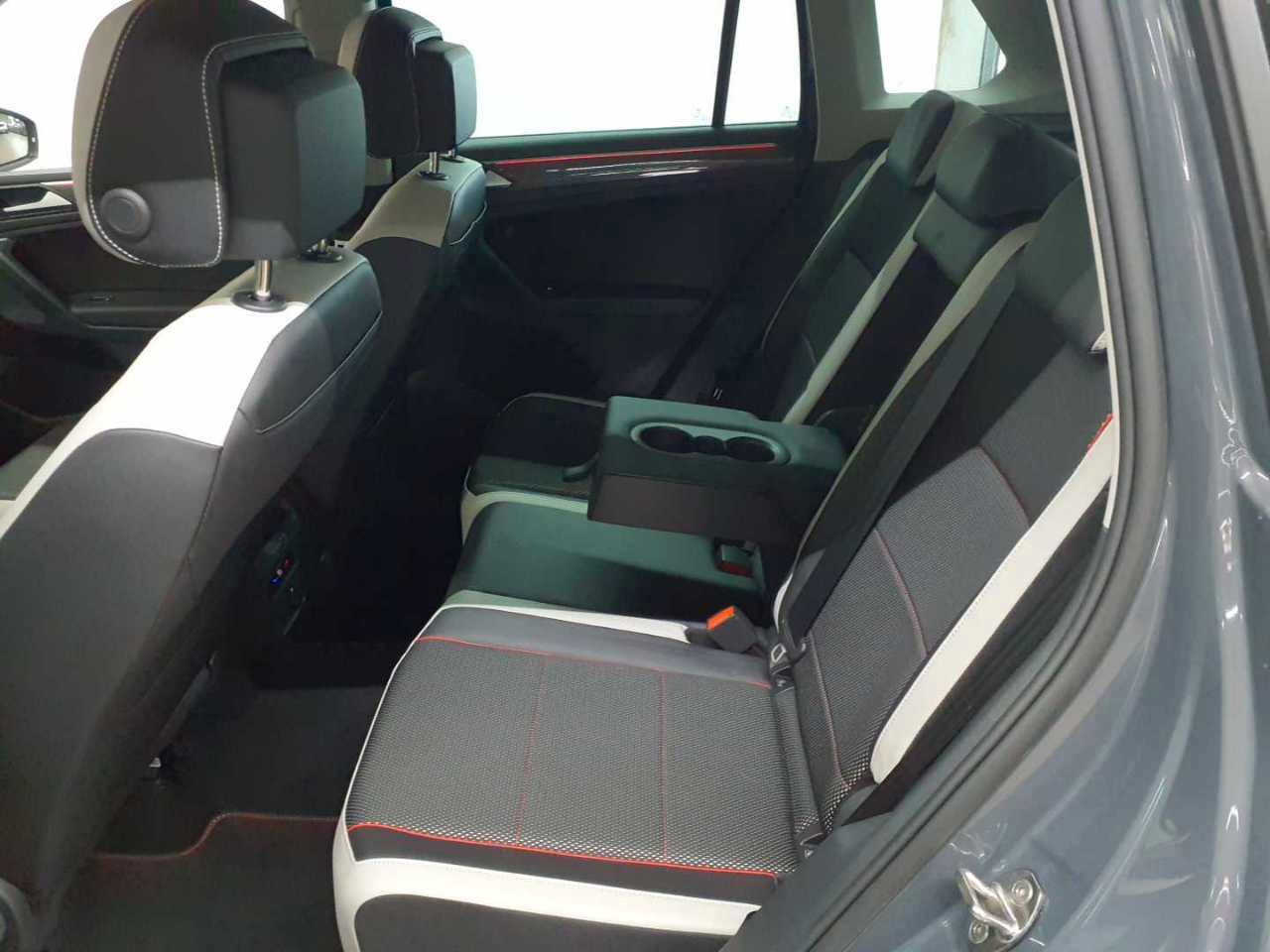 Volkswagen Tiguan 4MOTION URBAN SPORT Navi HuD, миниатюра 5