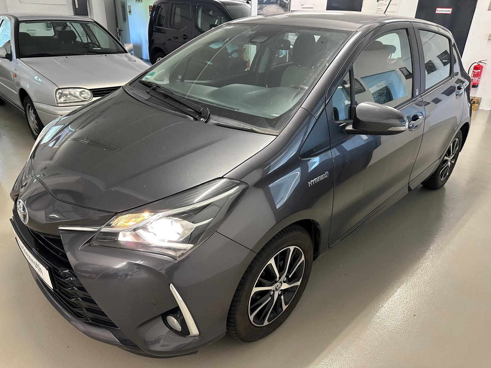Toyota Yaris Hybrid Team Deutschland